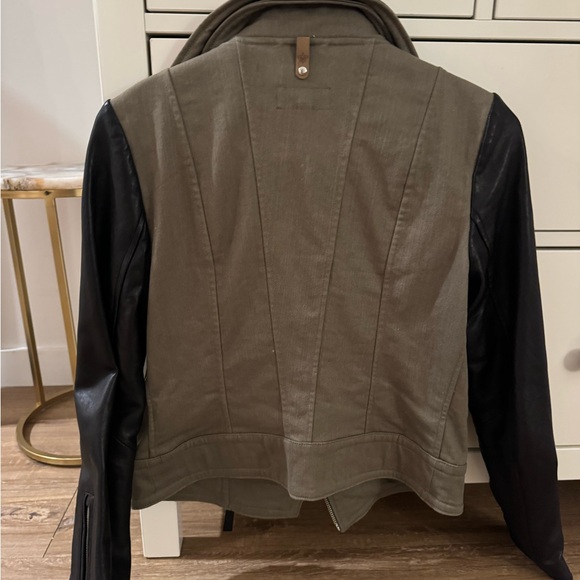 Mackage Leather Jacket - Picture 2 of 2